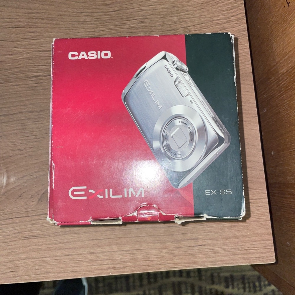 Casio camera - Picture 4 of 5
